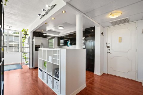 Снять в аренду кондоминиум в Холливуд, Флорида 2 спальни, 96.62м2, № 1971285 - фото 4