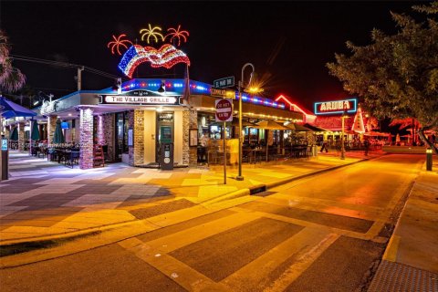 House in Lauderdale-by-the-Sea, Florida 3 bedrooms, 175.49 sq.m. № 2018556 - photo 29