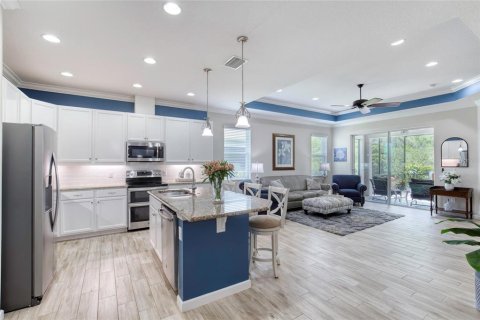 Casa en venta en Daytona Beach, Florida, 2 dormitorios, 149.2 m2 № 1778290 - foto 2