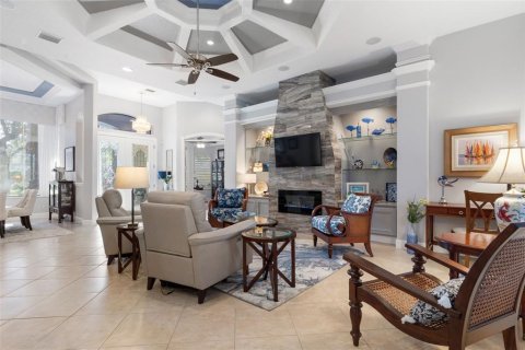 House in Palm Coast, Florida 4 bedrooms, 285.49 sq.m. № 2430510 - photo 9