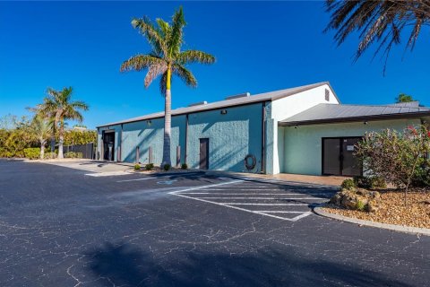 Commercial property in Punta Gorda, Florida 138.42 sq.m. № 1568166 - photo 3