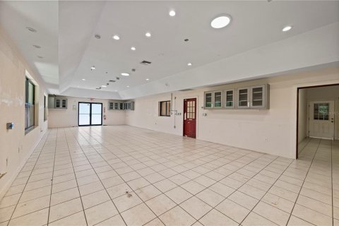 Commercial property in Punta Gorda, Florida 138.42 sq.m. № 1568166 - photo 5