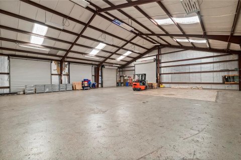 Commercial property in Punta Gorda, Florida 138.42 sq.m. № 1568166 - photo 11