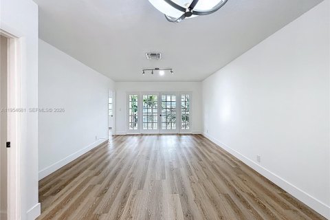 Condominio en venta en Fort Lauderdale, Florida, 2 dormitorios, 81.29 m2 № 2009939 - foto 14