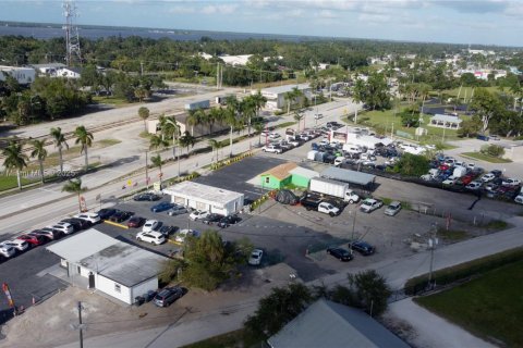 Immobilier commercial à vendre à Fort Myers, Floride № 1965783 - photo 6