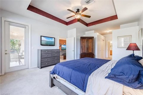 Townhouse in North Fort Myers, Florida 3 bedrooms, 199.09 sq.m. № 1757202 - photo 7