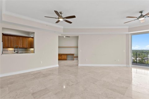 Copropriété à louer à Saint Petersburg, Floride: 2 chambres, 221.48 m2 № 2222444 - photo 12