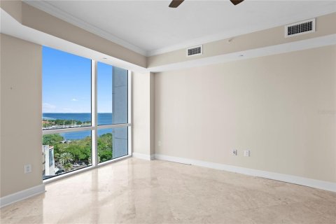 Copropriété à louer à Saint Petersburg, Floride: 2 chambres, 221.48 m2 № 2222444 - photo 7