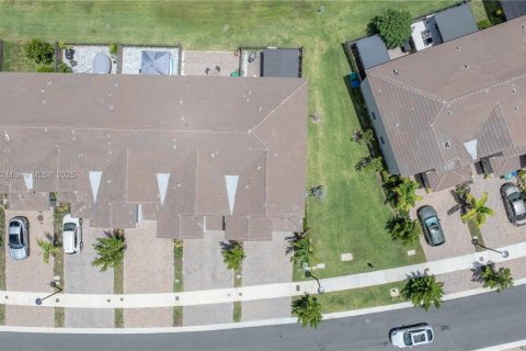 Adosado en venta en Miami, Florida, 3 dormitorios, 169.73 m2 № 1856944 - foto 5