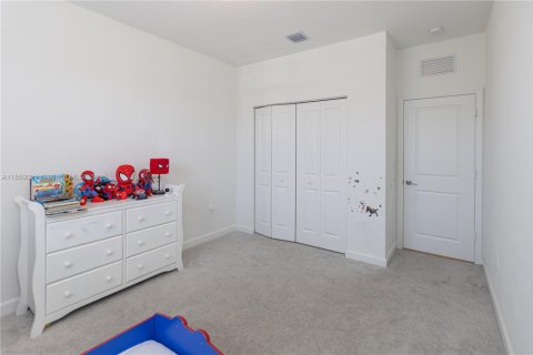 Adosado en venta en Miami, Florida, 3 dormitorios, 169.73 m2 № 1856944 - foto 26