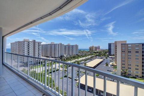Condominio en Highland Beach, Florida, 2 dormitorios  № 2271099