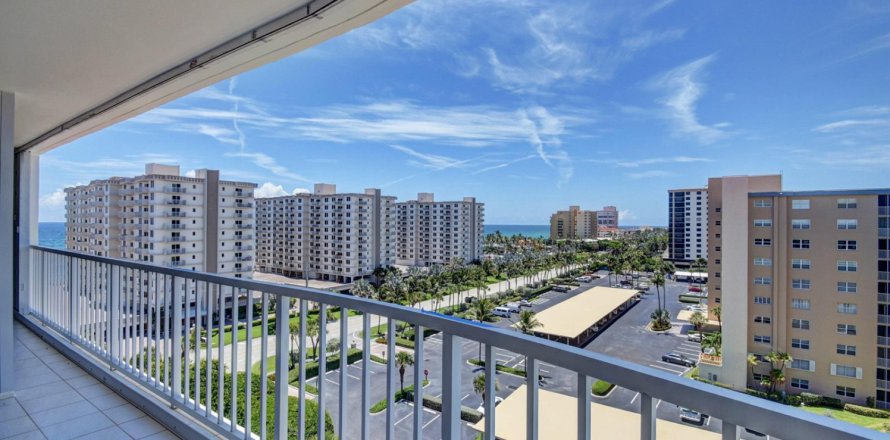 Condominio en Highland Beach, Florida, 2 dormitorios № 2271099