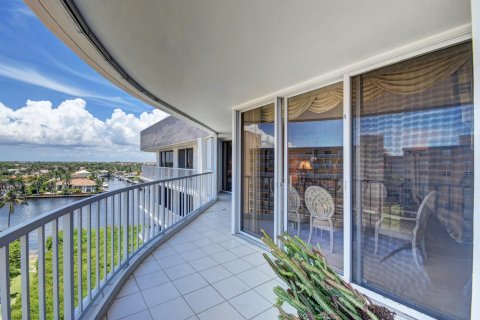 Condominio en alquiler en Highland Beach, Florida, 2 dormitorios, 155.33 m2 № 2271099 - foto 15