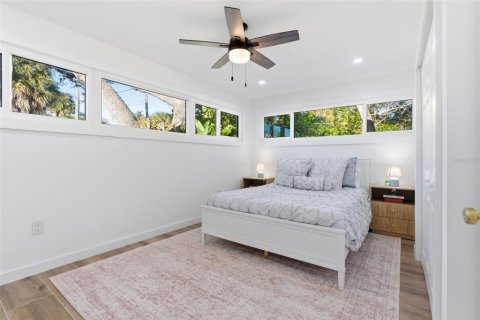 Villa ou maison à louer à Sarasota, Floride: 4 chambres, 227.61 m2 № 2379272 - photo 24