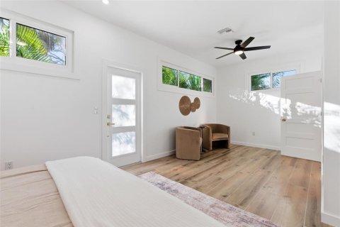 Villa ou maison à louer à Sarasota, Floride: 4 chambres, 227.61 m2 № 2379272 - photo 19