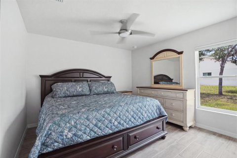 Casa en venta en Weeki Wachee, Florida, 3 dormitorios, 171.4 m2 № 2258252 - foto 20