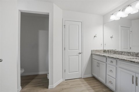 Casa en venta en Weeki Wachee, Florida, 3 dormitorios, 171.4 m2 № 2258252 - foto 26
