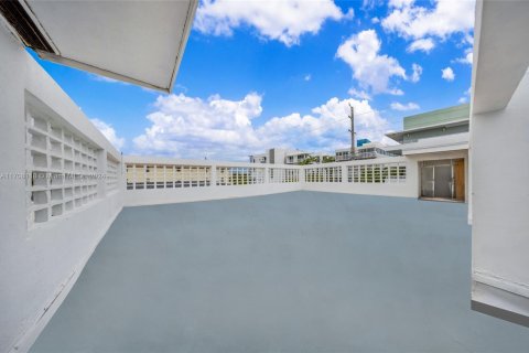 Propiedad comercial en venta en Miami Beach, Florida № 1812356 - foto 15
