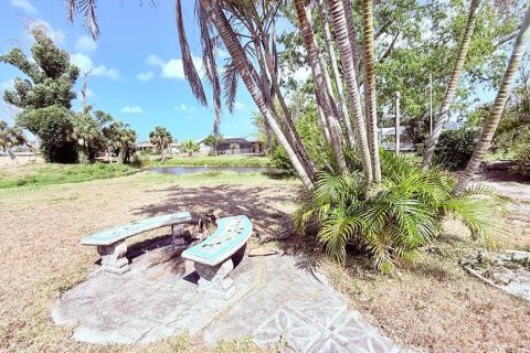 Villa ou maison à louer à Rotonda, Floride: 4 chambres, 170.85 m2 № 1359717 - photo 5