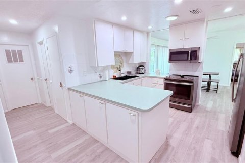 Villa ou maison à louer à Rotonda, Floride: 4 chambres, 170.85 m2 № 1359717 - photo 20