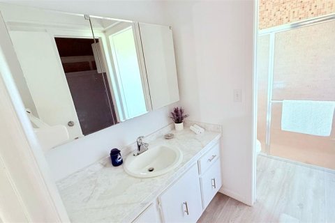 Villa ou maison à louer à Rotonda, Floride: 4 chambres, 170.85 m2 № 1359717 - photo 12