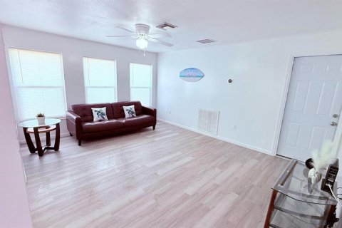 Villa ou maison à louer à Rotonda, Floride: 4 chambres, 170.85 m2 № 1359717 - photo 25