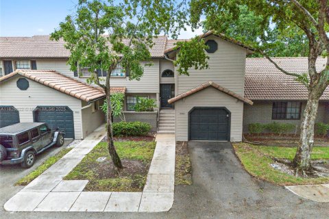 Adosado en venta en Plantation, Florida, 2 dormitorios, 122.17 m2 № 1832412 - foto 1