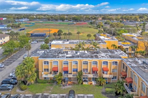 Copropriété à vendre à Hialeah, Floride: 3 chambres, 135.45 m2 № 2038509 - photo 19