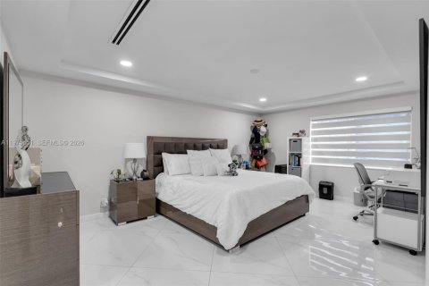 Copropriété à vendre à Hialeah, Floride: 3 chambres, 135.45 m2 № 2038509 - photo 9