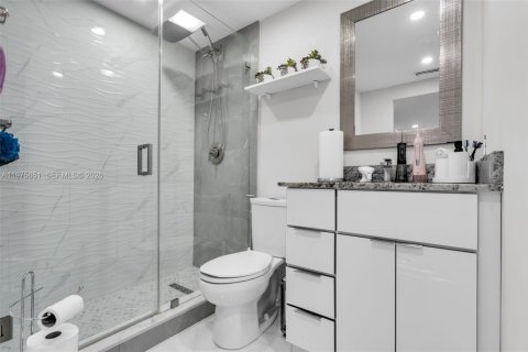 Copropriété à vendre à Hialeah, Floride: 3 chambres, 135.45 m2 № 2038509 - photo 14