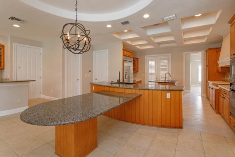 House in Orlando, Florida 5 bedrooms, 605.63 sq.m. № 1868960 - photo 9