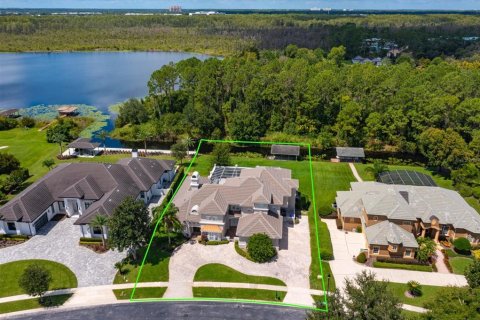 House in Orlando, Florida 5 bedrooms, 605.63 sq.m. № 1868960 - photo 2