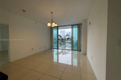 Купить кондоминиум в Майами, Флорида 2 спальни, 102.19м2, № 2051387 - фото 6