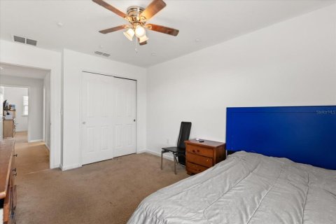 House in Sanford, Florida 4 bedrooms, 242.2 sq.m. № 1749694 - photo 16
