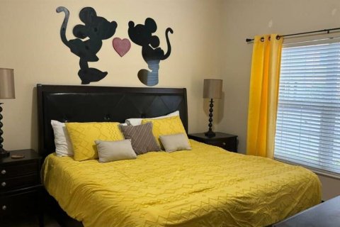 Adosado en venta en Kissimmee, Florida, 4 dormitorios, 176.7 m2 № 1552528 - foto 2
