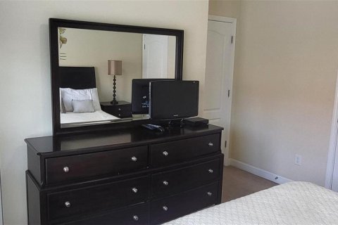 Adosado en venta en Kissimmee, Florida, 4 dormitorios, 176.7 m2 № 1552528 - foto 25