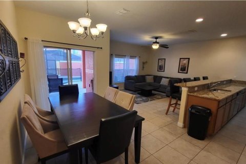 Adosado en venta en Kissimmee, Florida, 4 dormitorios, 176.7 m2 № 1552528 - foto 10