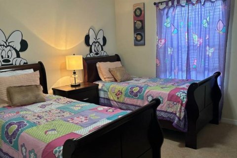 Adosado en venta en Kissimmee, Florida, 4 dormitorios, 176.7 m2 № 1552528 - foto 5