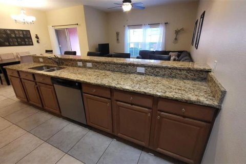 Adosado en venta en Kissimmee, Florida, 4 dormitorios, 176.7 m2 № 1552528 - foto 29