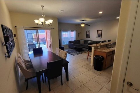 Adosado en venta en Kissimmee, Florida, 4 dormitorios, 176.7 m2 № 1552528 - foto 8