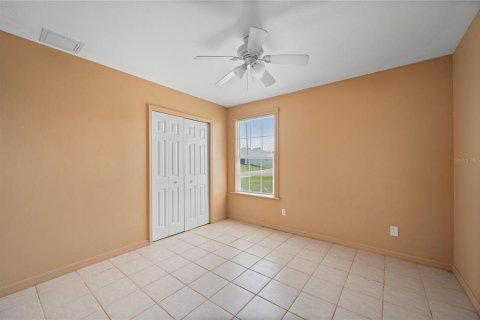 House in Cape Coral, Florida 3 bedrooms, 109.25 sq.m. № 1789097 - photo 21
