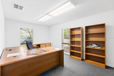 Commercial property in Tampa, Florida 196.21 sq.m. № 2092511 - photo 29