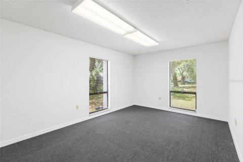 Commercial property in Tampa, Florida 196.21 sq.m. № 2092511 - photo 19