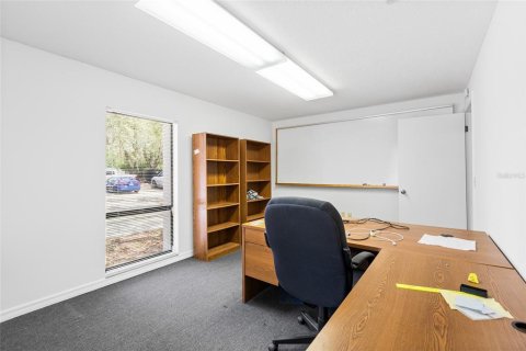 Commercial property in Tampa, Florida 196.21 sq.m. № 2092511 - photo 30
