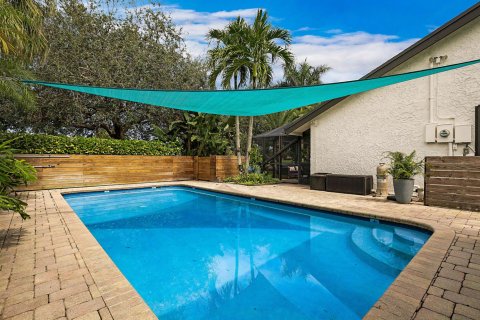 Villa ou maison à vendre à Plantation, Floride: 4 chambres, 233.74 m2 № 2382128 - photo 3