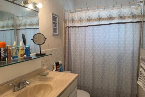 Copropriété à vendre à Hallandale Beach, Floride: 1 chambre, 52.4 m2 № 1809192 - photo 27