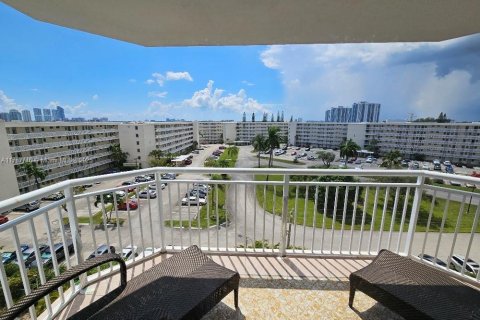 Купить кондоминиум в Авентура, Флорида 1 спальня, 93.37м2, № 1716284 - фото 13