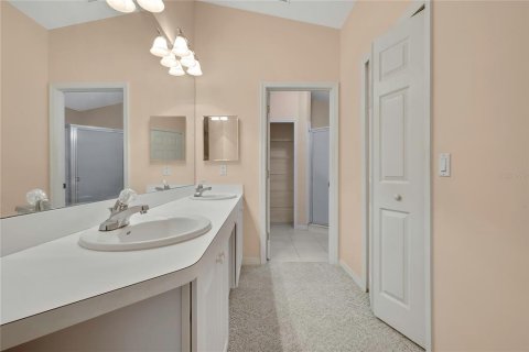 House in Spring Hill, Florida 2 bedrooms, 161.28 sq.m. № 2114589 - photo 30