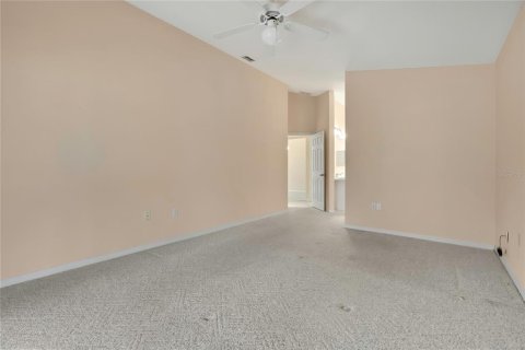 House in Spring Hill, Florida 2 bedrooms, 161.28 sq.m. № 2114589 - photo 29