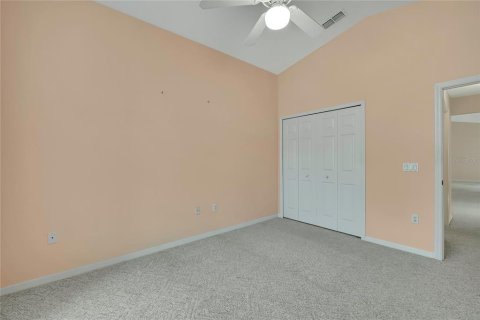 House in Spring Hill, Florida 2 bedrooms, 161.28 sq.m. № 2114589 - photo 22